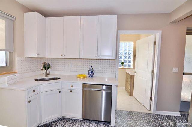 2349 Washtenaw Road, Ypsilanti Charter Township, MI 48197