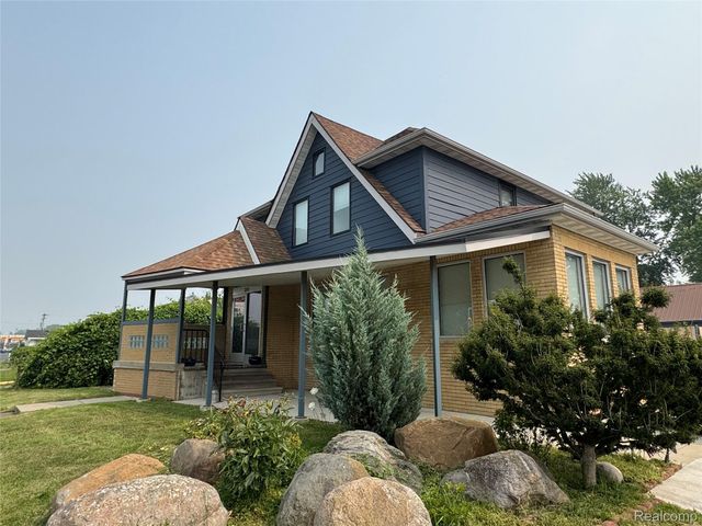 2349 Washtenaw Road, Ypsilanti Charter Township, MI 48197