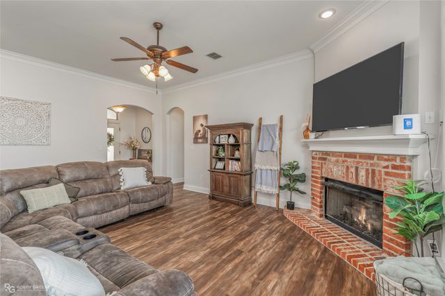 711 Reeds Reef, Bossier City, LA 71112