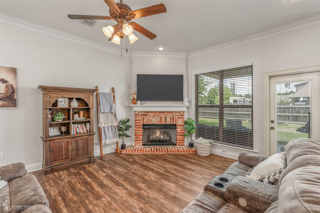 711 Reeds Reef, Bossier City, LA 71112