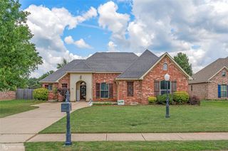 711 Reeds Reef, Bossier City, LA 71112
