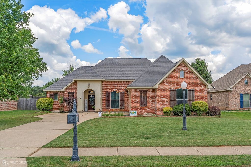 711 Reeds Reef, Bossier City, LA 71112