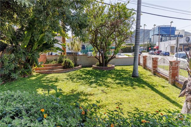 124 N Naomi, Burbank, CA 91505