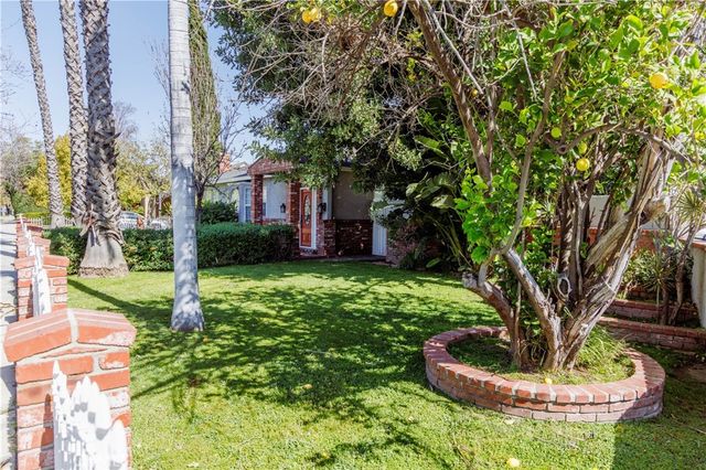 124 N Naomi, Burbank, CA 91505