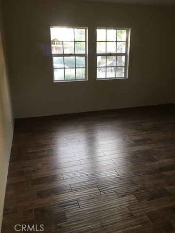 124 N Naomi, Burbank, CA 91505