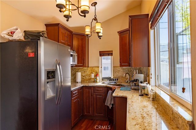 124 N Naomi, Burbank, CA 91505