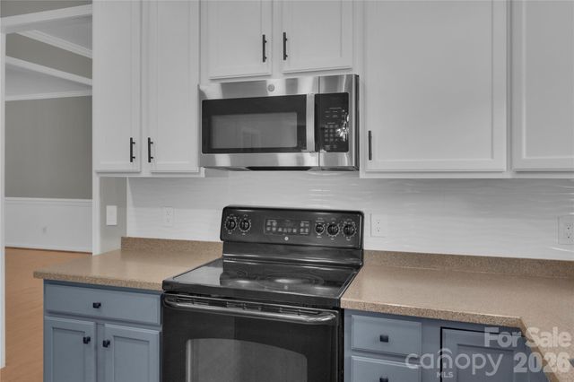 1007 Butterburr Drive, Matthews, NC 28104