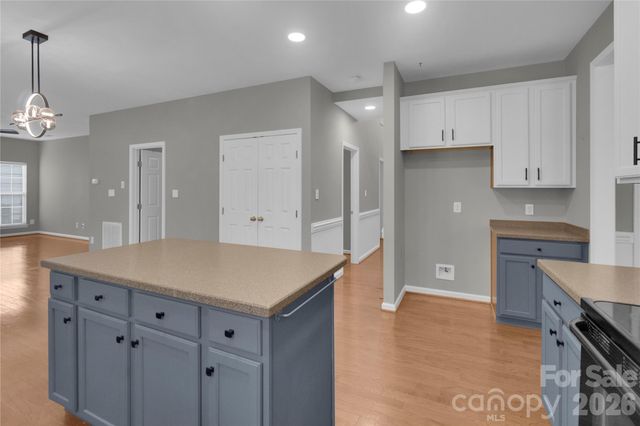 1007 Butterburr Drive, Matthews, NC 28104