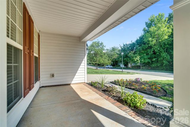 1007 Butterburr Drive, Matthews, NC 28104