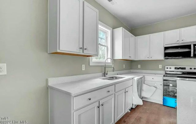 104 W Oak Street, Goldsboro, NC 27530