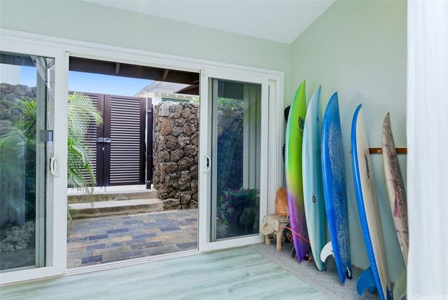 4145 Akulikuli Terrace, Honolulu, HI 96816