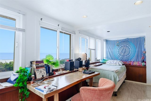 4145 Akulikuli Terrace, Honolulu, HI 96816