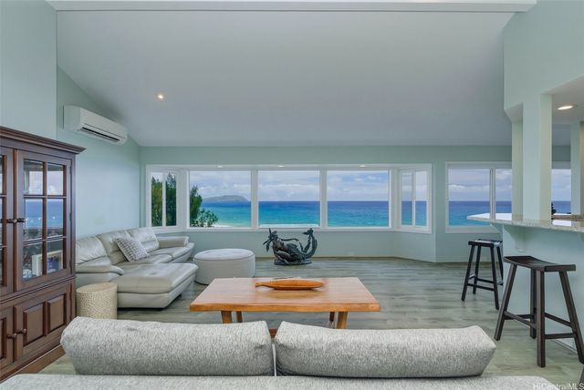 4145 Akulikuli Terrace, Honolulu, HI 96816