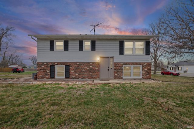 705 S Wood Street, Brookston, IN 47923