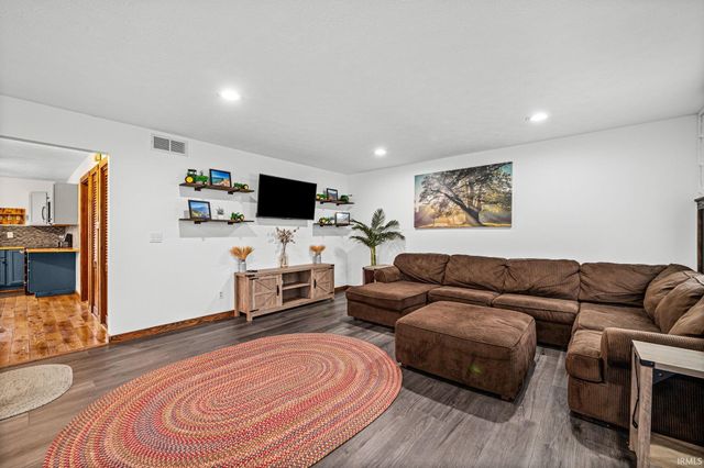 705 S Wood Street, Brookston, IN 47923