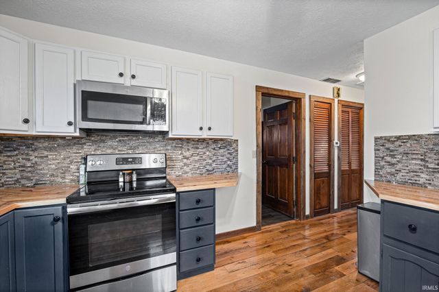 705 S Wood Street, Brookston, IN 47923