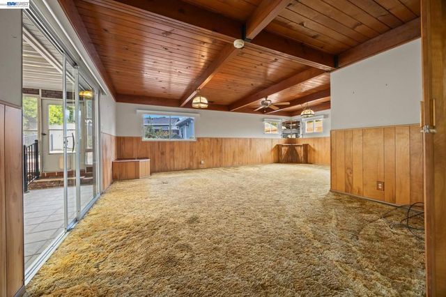 20048 Sapphire St, Castro Valley, CA 94546