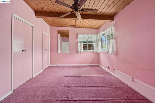 20048 Sapphire St, Castro Valley, CA 94546
