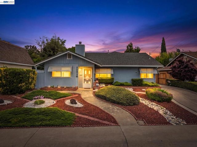20048 Sapphire St, Castro Valley, CA 94546