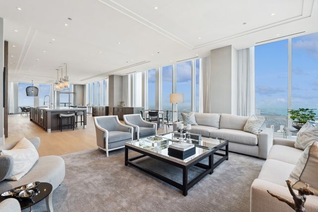 14 W Superior Street 6900, Chicago, IL 60654