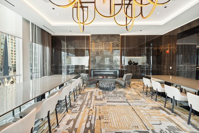 14 W Superior Street 6900, Chicago, IL 60654