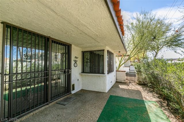 4647 Madreperla Street, Las Vegas, NV 89121