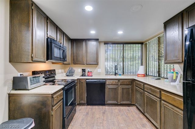 4647 Madreperla Street, Las Vegas, NV 89121