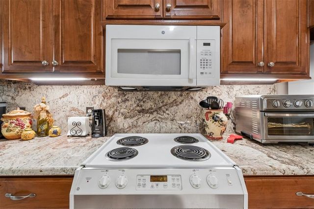 15508 Swallowtail Road, Edmond, OK 73013