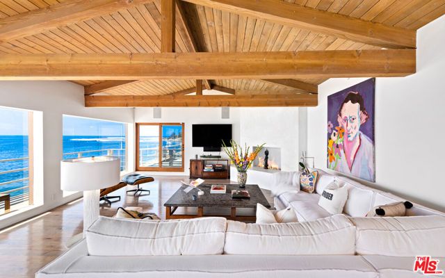 23018 Pacific Coast Highway, Malibu, CA 90265