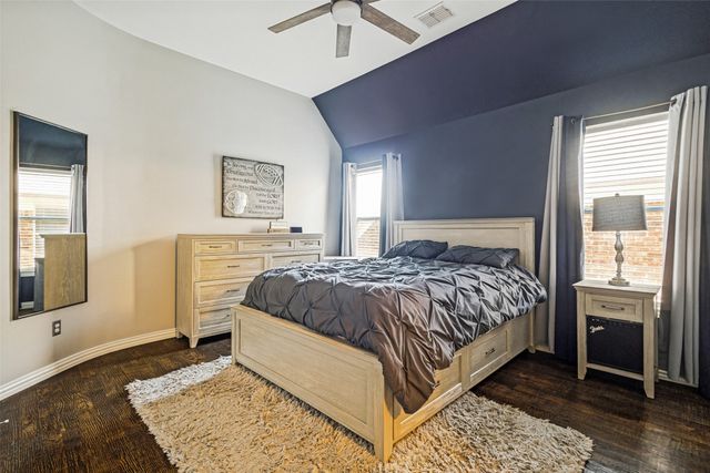 8704 Wyatt Circle, Argyle, TX 76226