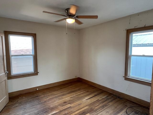 225 E 3rd Street, Albert Lea, MN 56007