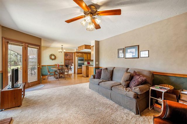 739 Kingsgate Road, Yukon, OK 73099