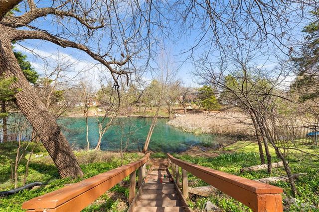 739 Kingsgate Road, Yukon, OK 73099