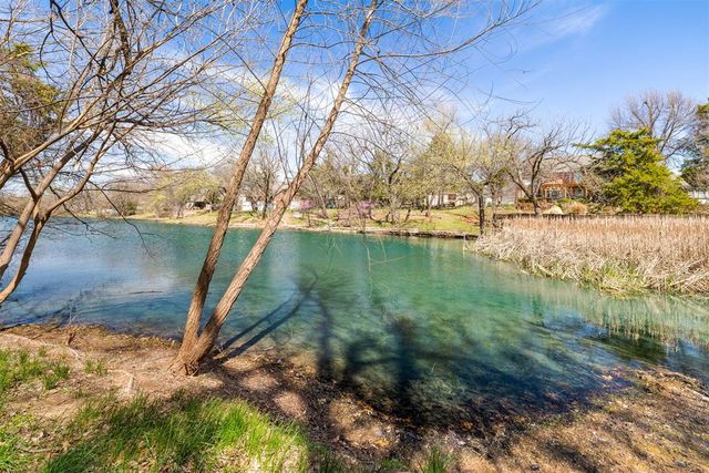 739 Kingsgate Road, Yukon, OK 73099