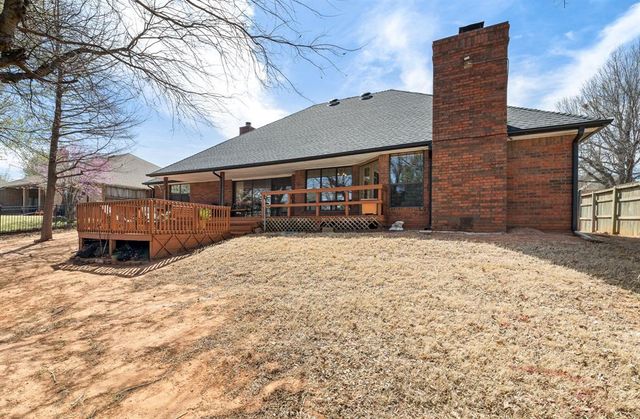 739 Kingsgate Road, Yukon, OK 73099