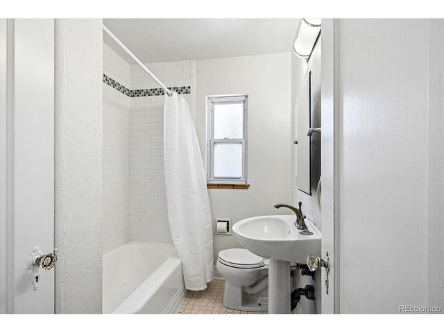 1621 Olive St, Denver, CO 80220