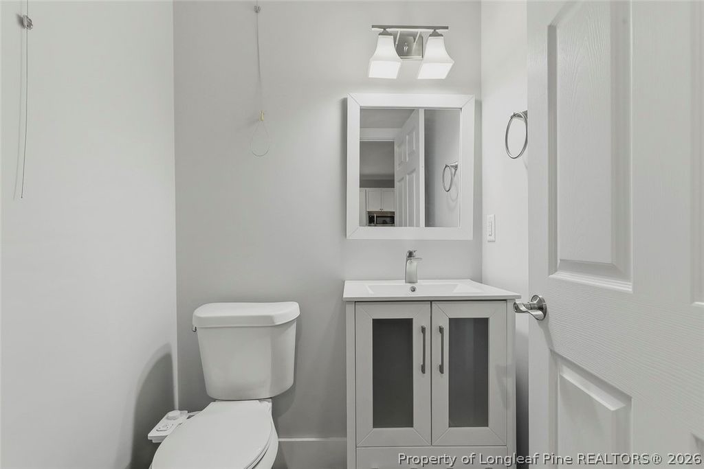 Image 10 of property listing at 407 W Mooring, Sanford, NC 27332