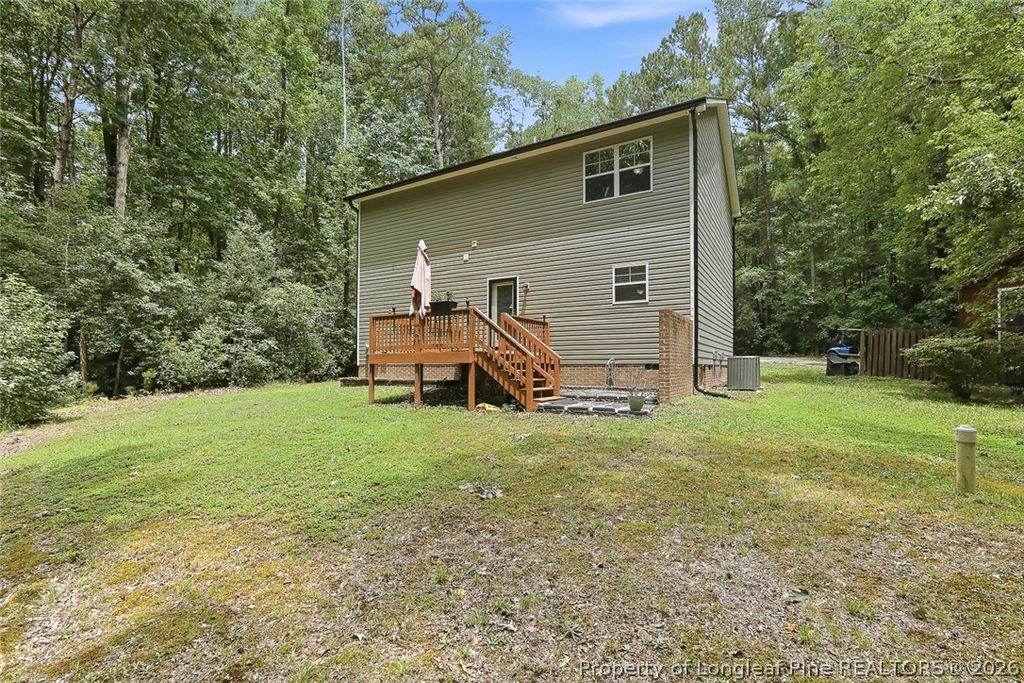 Image 22 of property listing at 407 W Mooring, Sanford, NC 27332