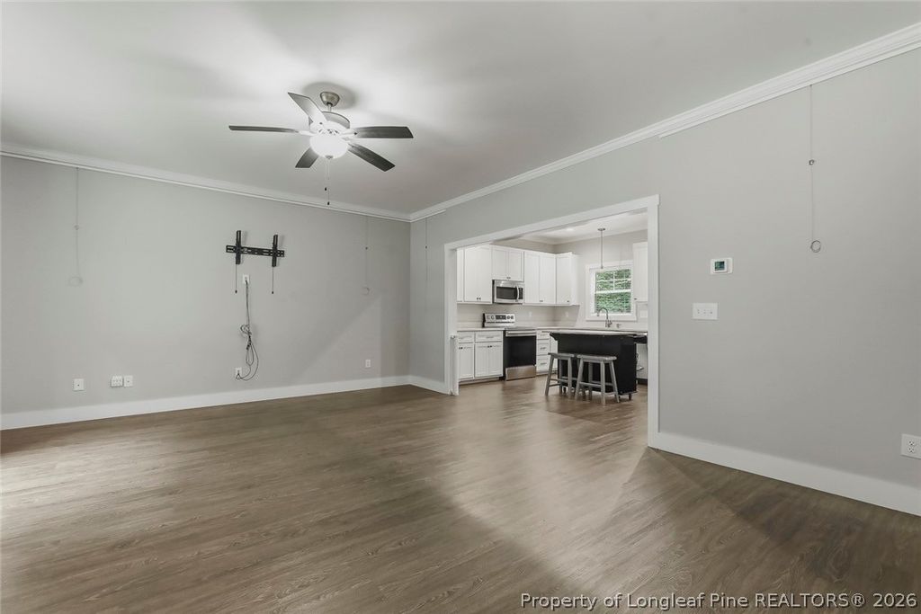 407 W Mooring, Sanford, NC 27332 — photo 3