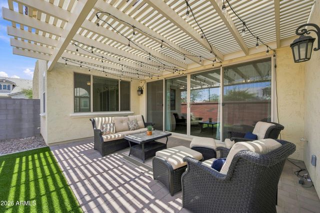 2554 S QUAINTANCE Street, Gilbert, AZ 85295