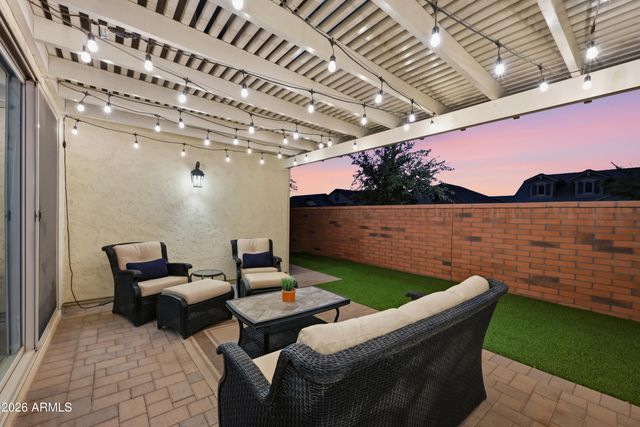 2554 S QUAINTANCE Street, Gilbert, AZ 85295