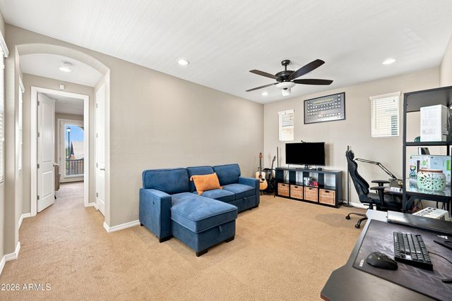 2554 S QUAINTANCE Street, Gilbert, AZ 85295