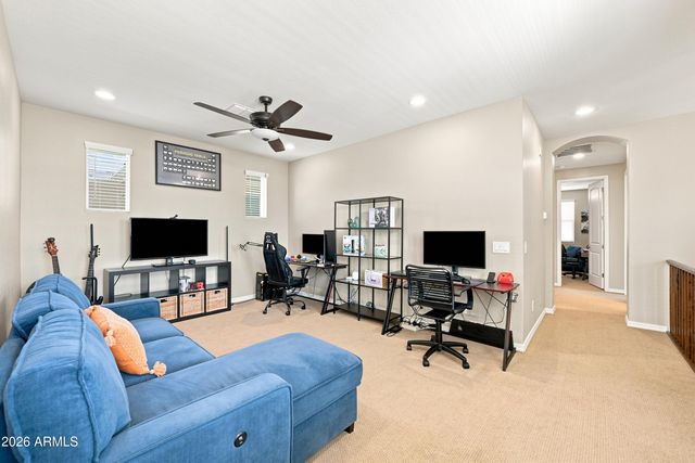 2554 S QUAINTANCE Street, Gilbert, AZ 85295