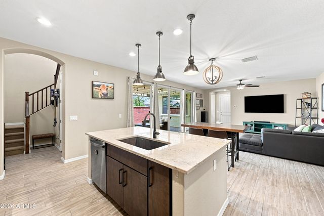 2554 S QUAINTANCE Street, Gilbert, AZ 85295