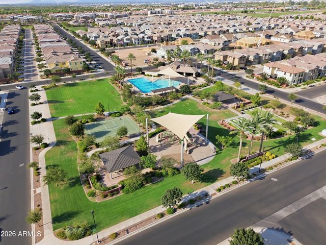 2554 S QUAINTANCE Street, Gilbert, AZ 85295