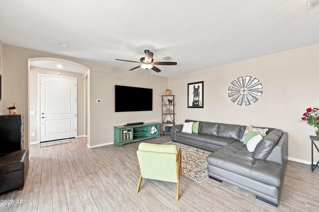2554 S QUAINTANCE Street, Gilbert, AZ 85295