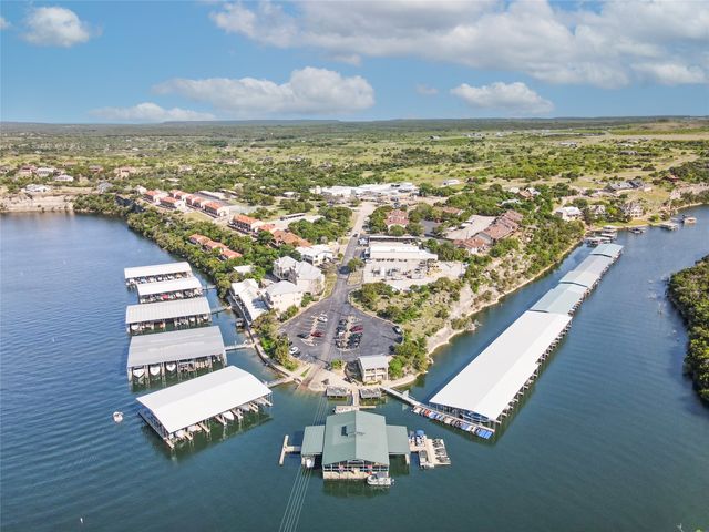 1008 Bluff Creek Drive, Strawn, TX 76475