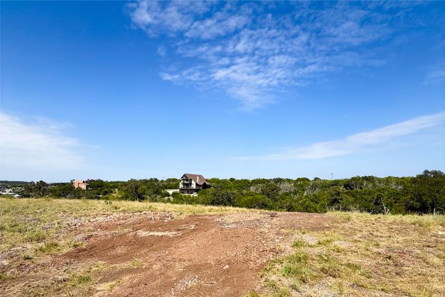 1008 Bluff Creek Drive, Strawn, TX 76475