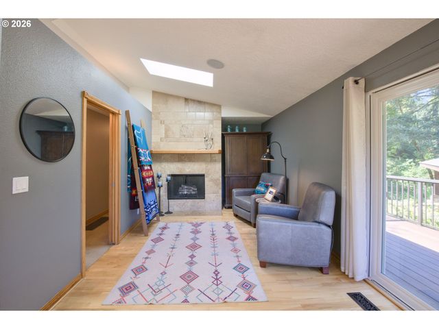 23755 Ne CASAVANT Dr, Hillsboro, OR 97123
