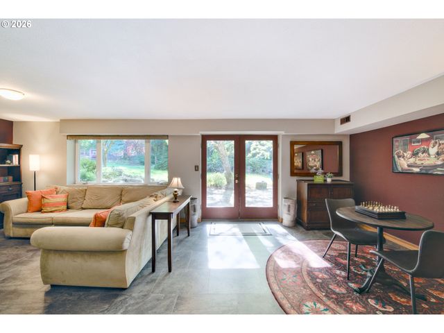 23755 Ne CASAVANT Dr, Hillsboro, OR 97123